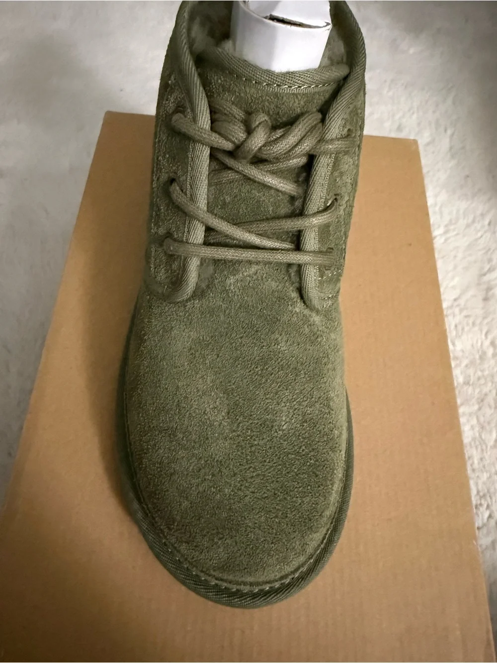 UGG Men's Chukka Boot in Olive Suede